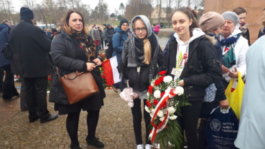 Ravensbruck uczennice z naszej grupy z nauczycielką