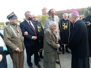 Dr Półtawska at Wawel after the mass