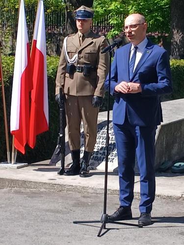 Warszawa-Powązki